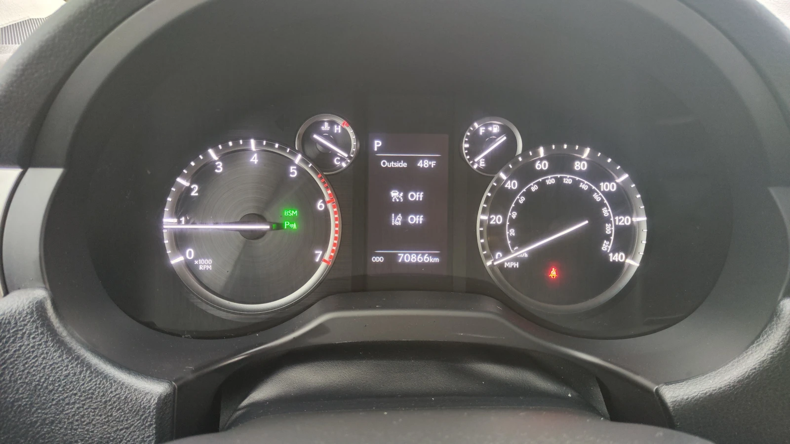 Lexus GX 460 Premium, снимка 16 - Автомобили и джипове - 56049099
