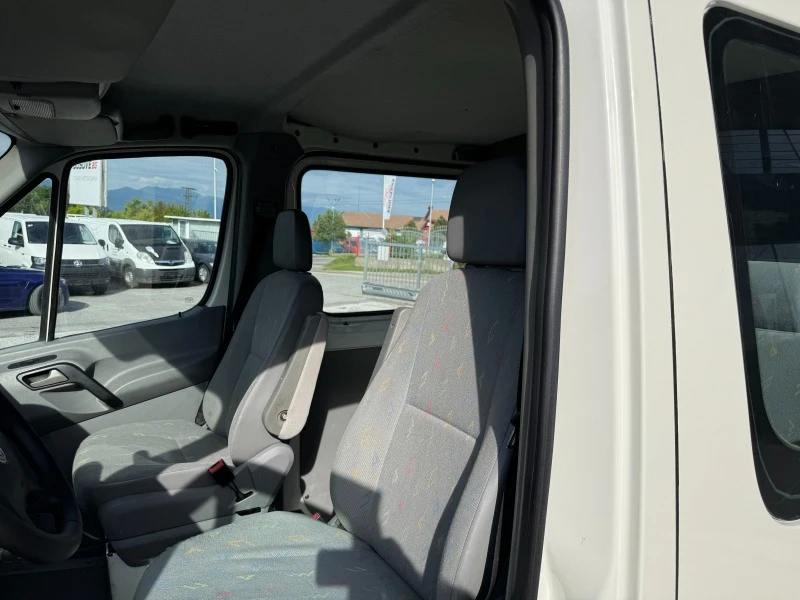 VW Crafter 2.5TDI 6-местен Клима Euro 5 , снимка 12 - Бусове и автобуси - 45726481