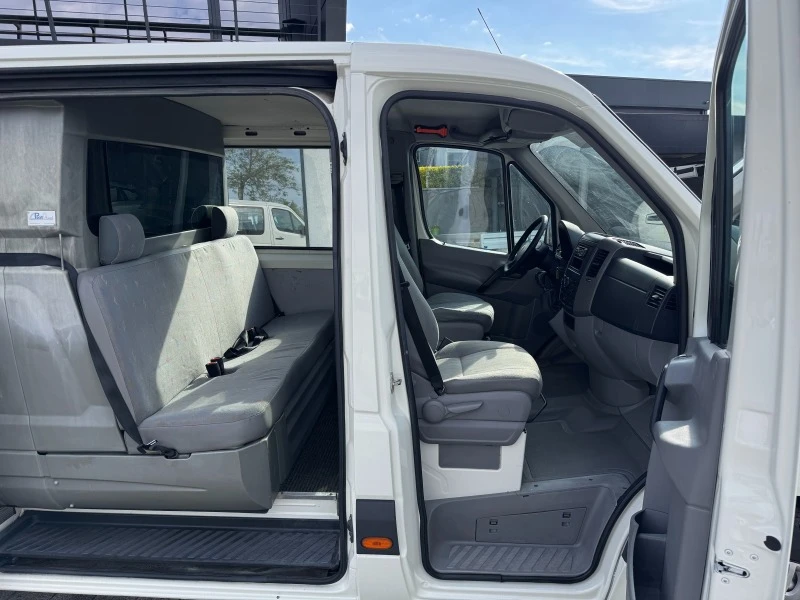 VW Crafter 2.5TDI 6-местен Клима Euro 5 , снимка 10 - Бусове и автобуси - 45726481