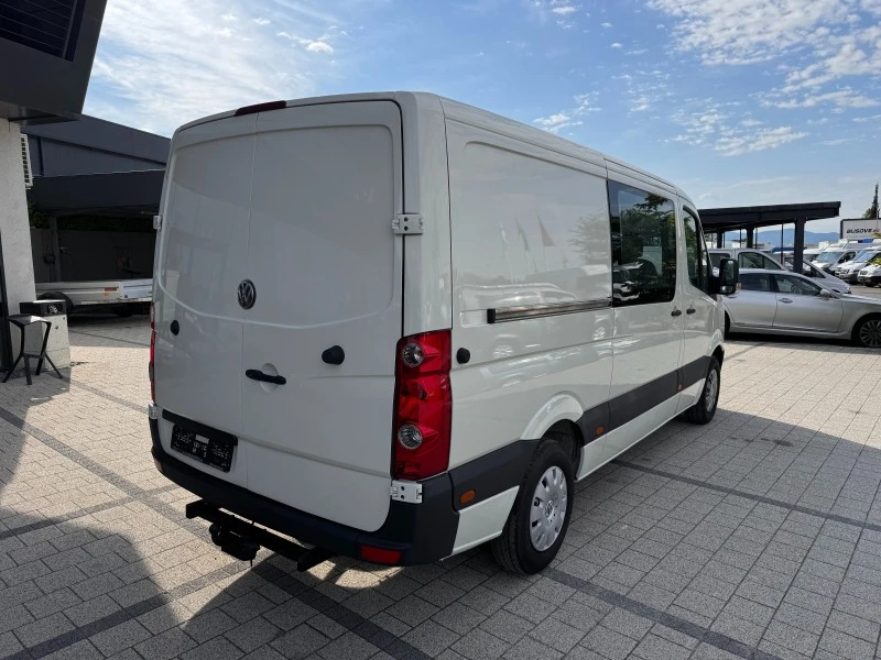 VW Crafter 2.5TDI 6-местен Клима Euro 5 , снимка 5 - Бусове и автобуси - 45726481