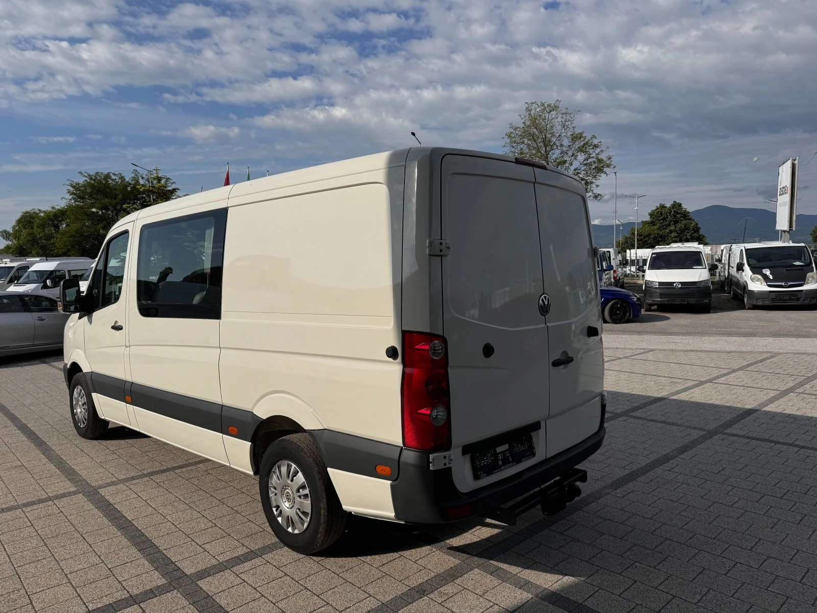 VW Crafter 2.5TDI 6-местен Клима Euro 5  - изображение 4