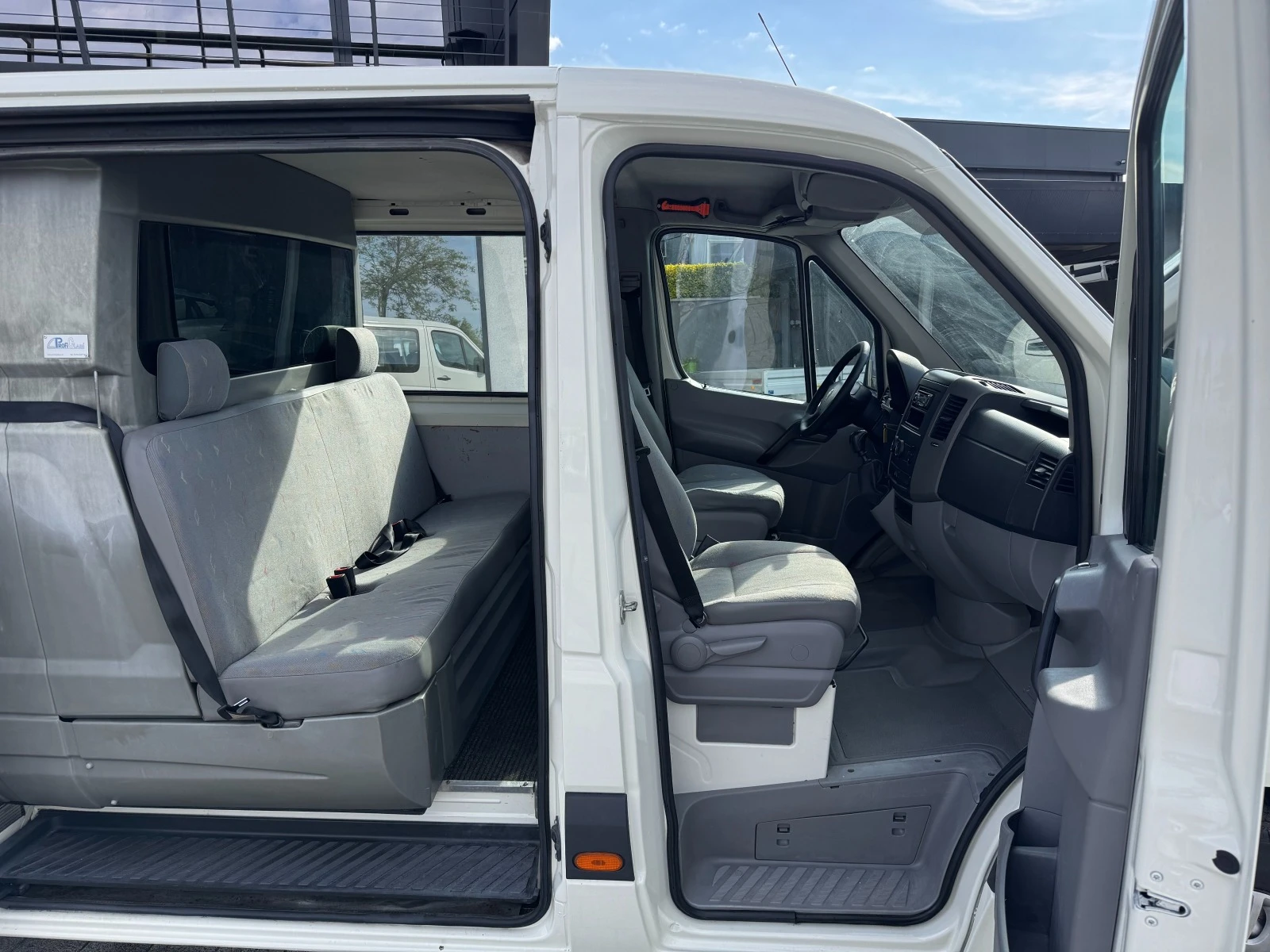 VW Crafter 2.5TDI 6-местен Клима Euro 5  - изображение 10