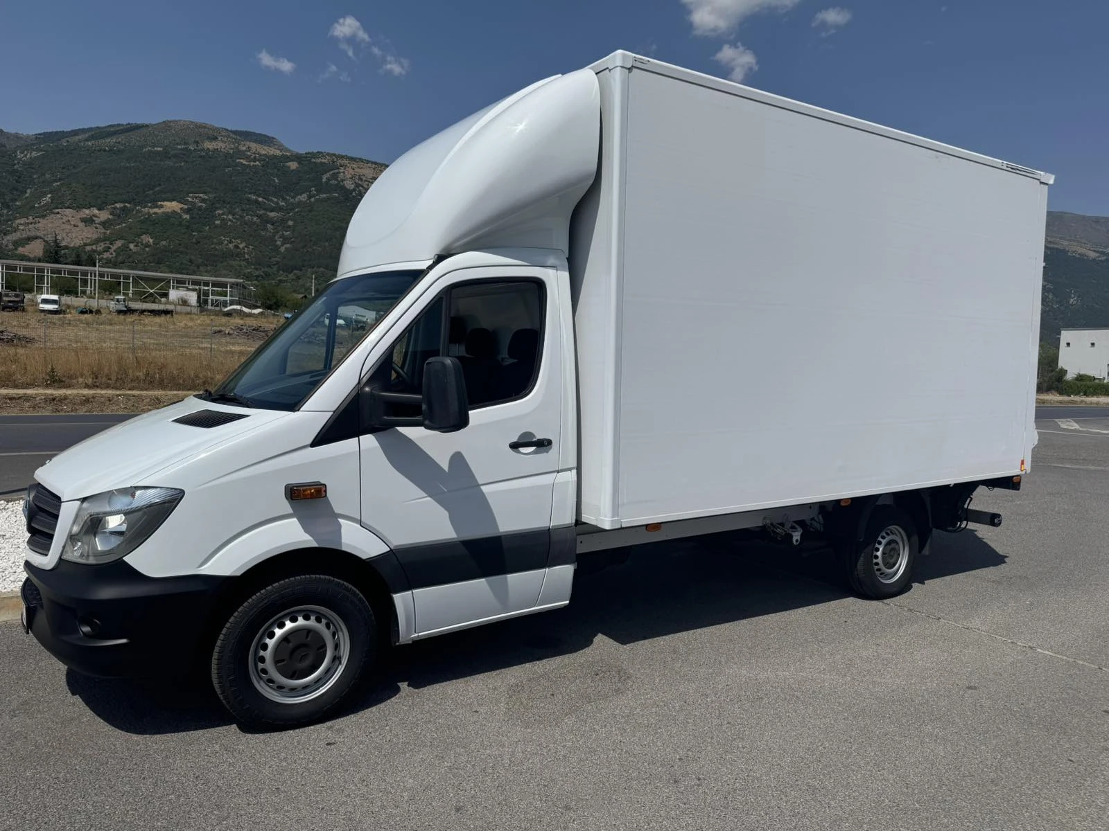 Mercedes-Benz Sprinter 316 Гаранция/Клима/Борд - изображение 10