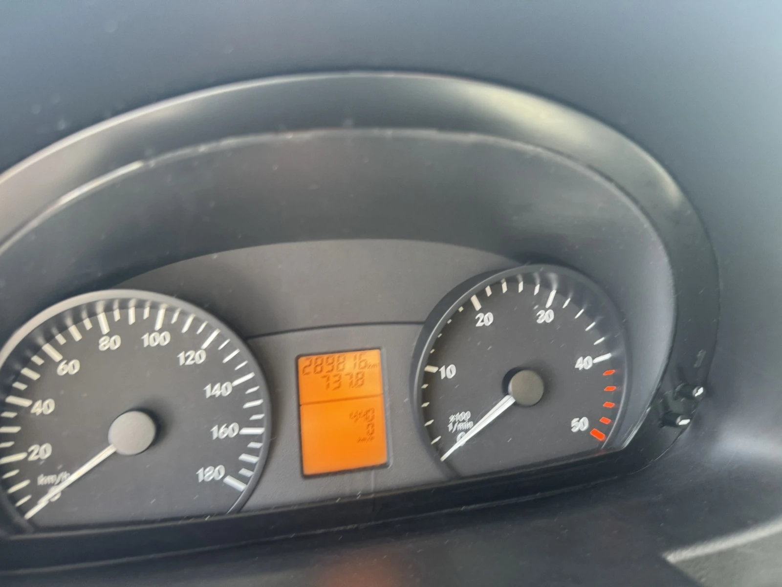 Mercedes-Benz Sprinter 316 Гаранция/Клима/Борд - изображение 2