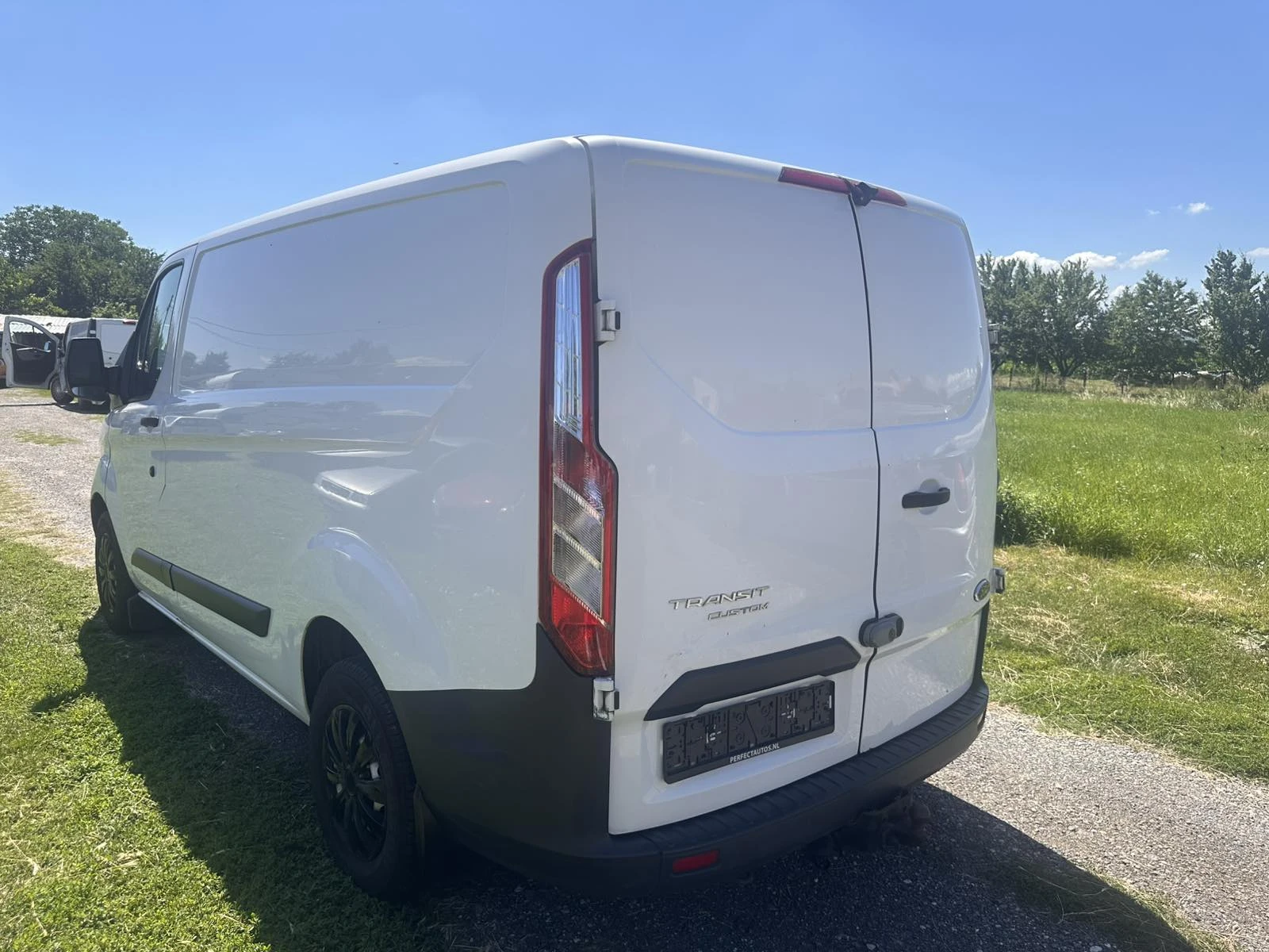Ford Transit Custom FCC 2.2 TDCI, снимка 2 - Бусове и автобуси - 55320158