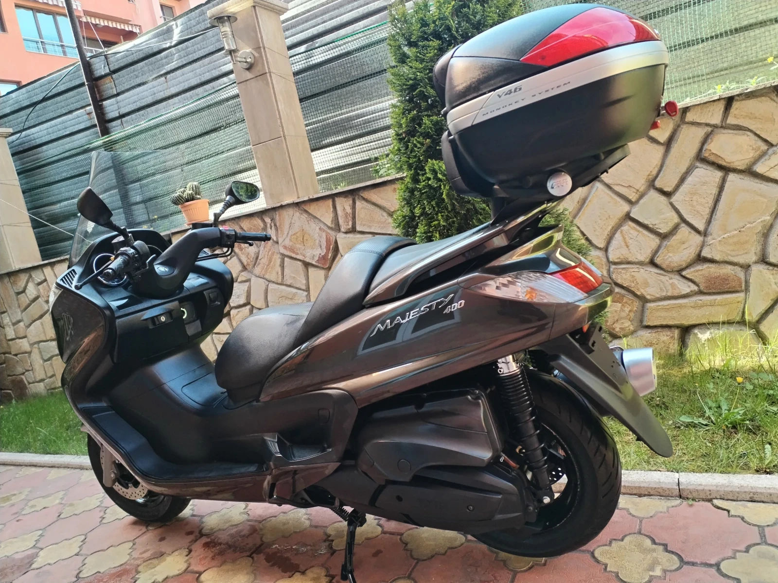 Yamaha Majesty 400i КАТО НОВ!!! , снимка 7 - Мотоциклети и мототехника - 54439545