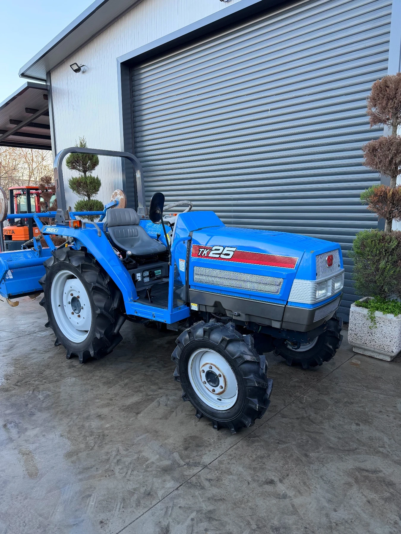������� ISEKI TK25 | Mobile.bg � ����������� 1