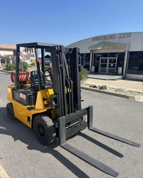 Мотокар Hyster Газокар, снимка 1