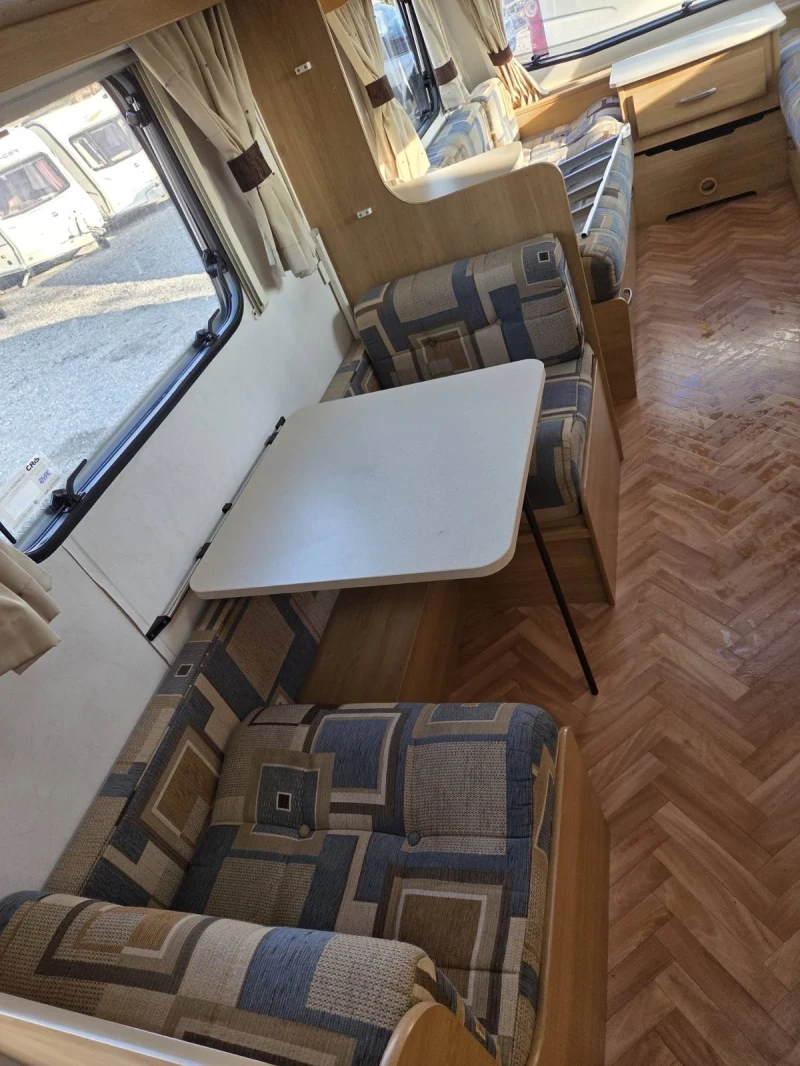 Каравана Други Lunar zenith 6 местна каравана, снимка 11 - Каравани и кемпери - 53137580