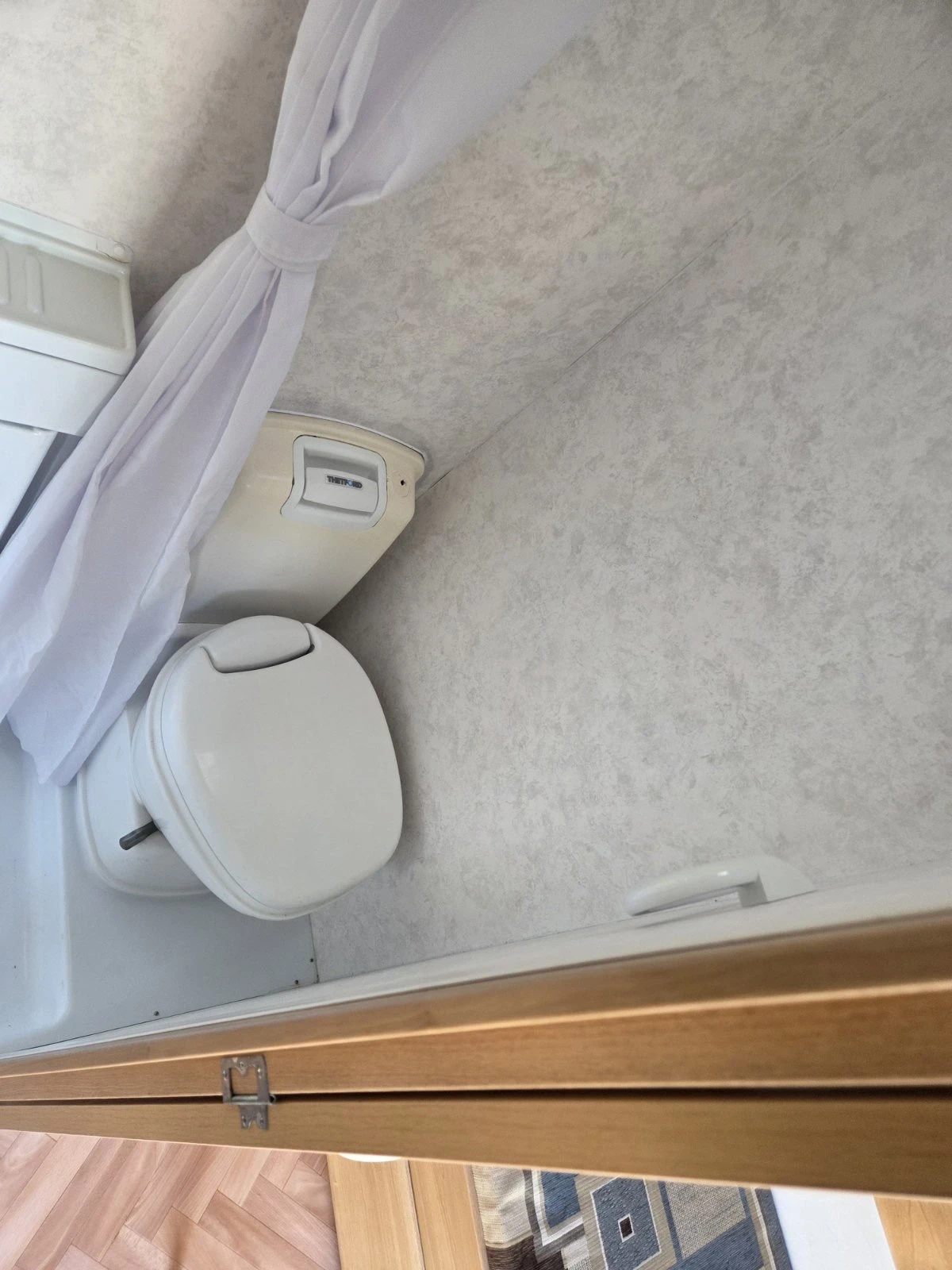 Каравана Други Lunar zenith 6 местна каравана - изображение 10