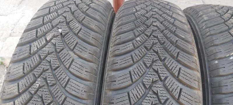 Гуми Зимни 165/70R14, снимка 2 - Гуми и джанти - 29888436