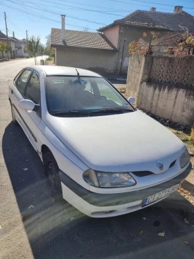 Renault Laguna 1.8 Теглич /Газ - изображение 6