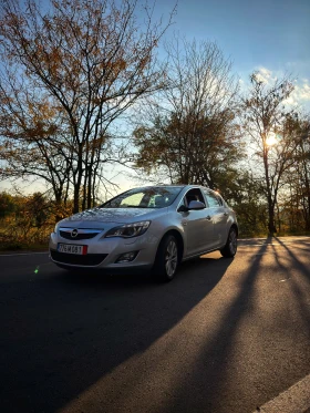 Opel Astra, снимка 2