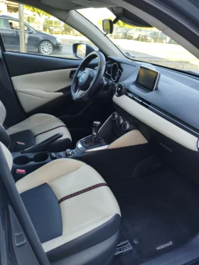 Mazda 2  , 1.5i (с верига) - бензин, снимка 13