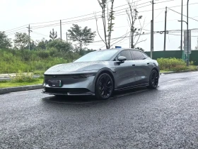 Zeekr 7X, снимка 1