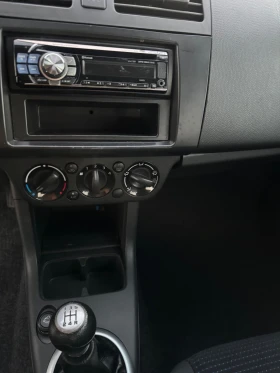 Suzuki Swift 1.5i KLIMA - 5900 лв. - 12889679 17