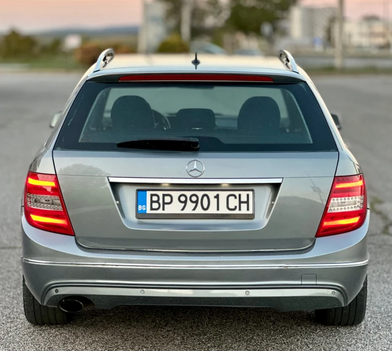 Mercedes-Benz 200 i AVTOMAT* NAVI* AVANTGARDE, снимка 5 - Автомобили и джипове - 47636428