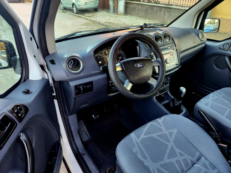 Ford Connect 1.8 TDCI  Германия Клима , снимка 8 - Автомобили и джипове - 47681516