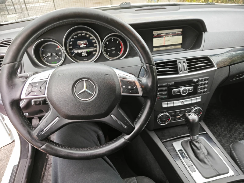 Mercedes-Benz C 200 cdi 2013g automat, снимка 11 - Автомобили и джипове - 47721328