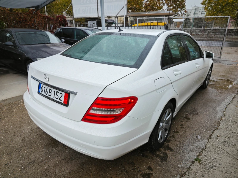 Mercedes-Benz C 200 cdi 2013g automat, снимка 4 - Автомобили и джипове - 47721328