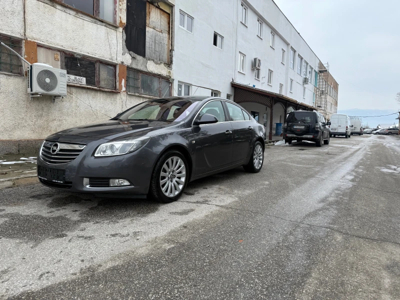 Opel Insignia 2.0 CDTI Cosmo, снимка 9 - Автомобили и джипове - 48696445