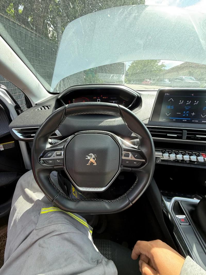 Peugeot 5008 5008 1.2бензин 2019, снимка 5 - Автомобили и джипове - 50507262