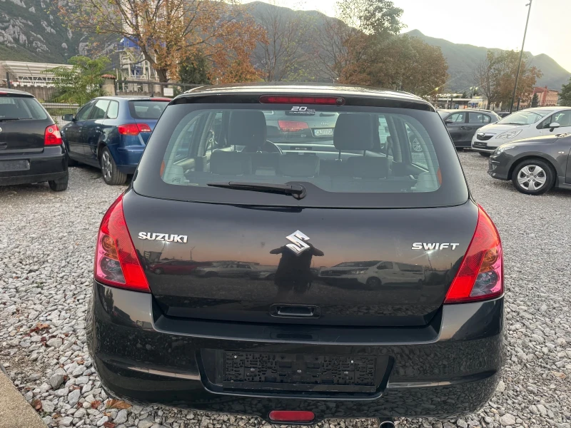 Suzuki Swift 1.5i KLIMA, снимка 6 - Автомобили и джипове - 52402214