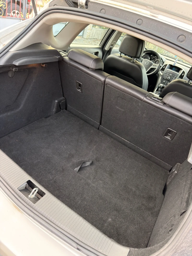 Opel Astra, снимка 10 - Автомобили и джипове - 52657167