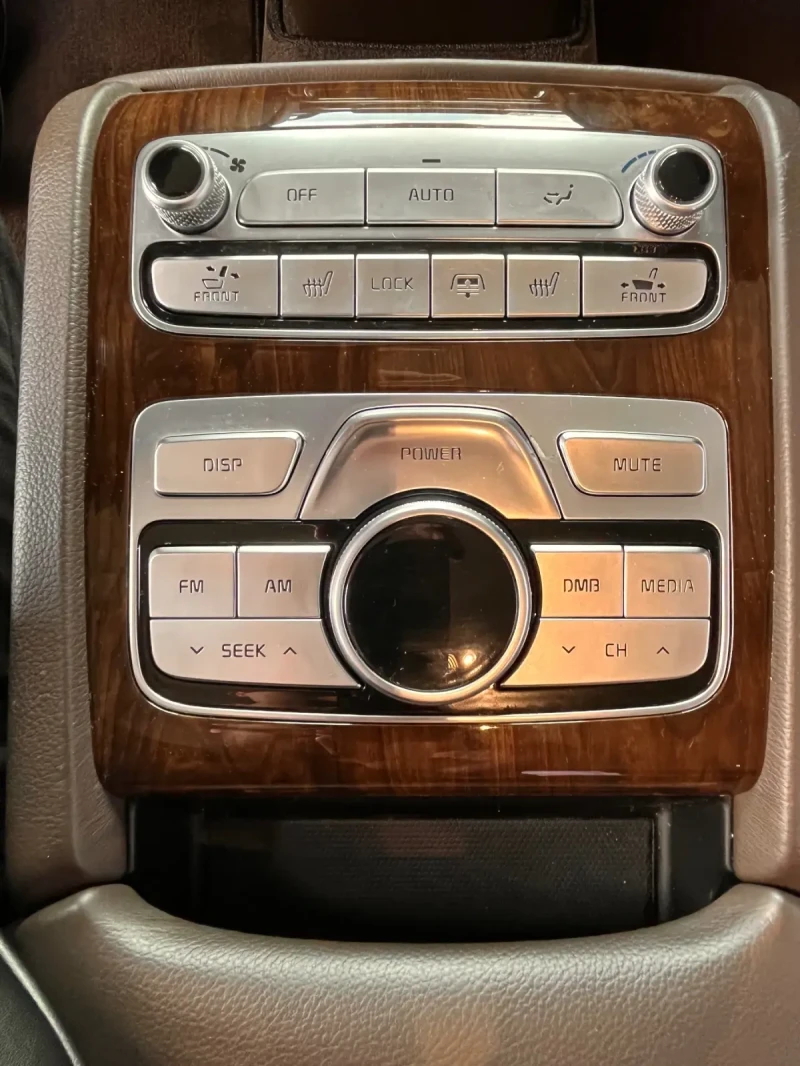 Kia K9 3.8GDi Long PLATINUM II, снимка 15 - Автомобили и джипове - 52245374