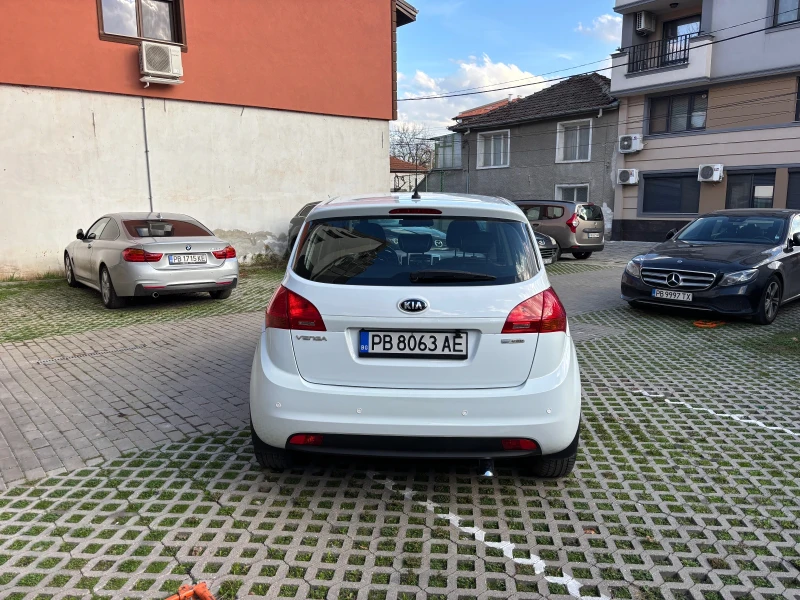 Kia Venga 1.4 CRDi, снимка 6 - Автомобили и джипове - 52503587