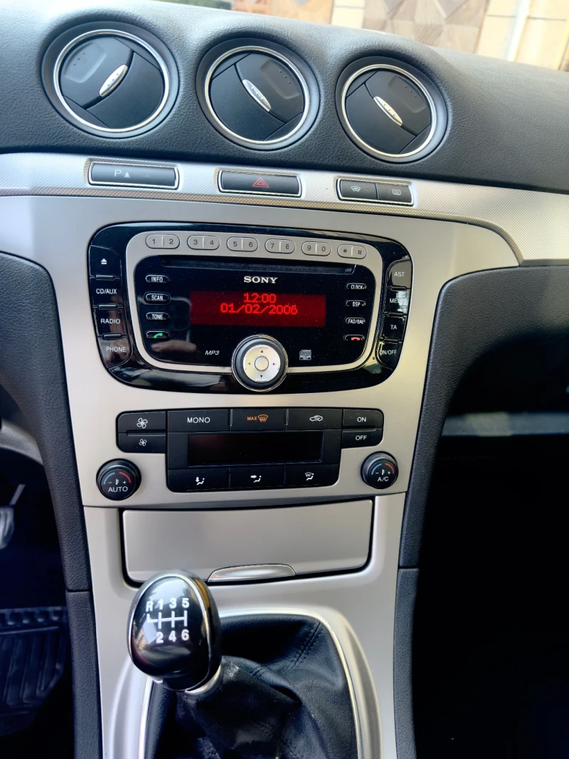 Ford Galaxy 2.0D, снимка 8 - Автомобили и джипове - 52864126