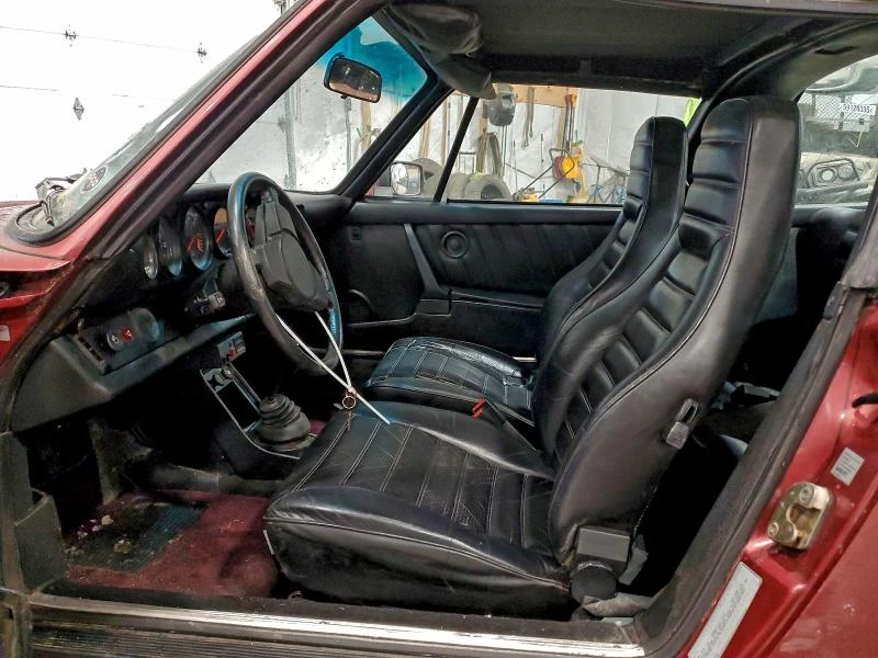 Porsche 911 1982 PORSCHE 911 - изображение 7