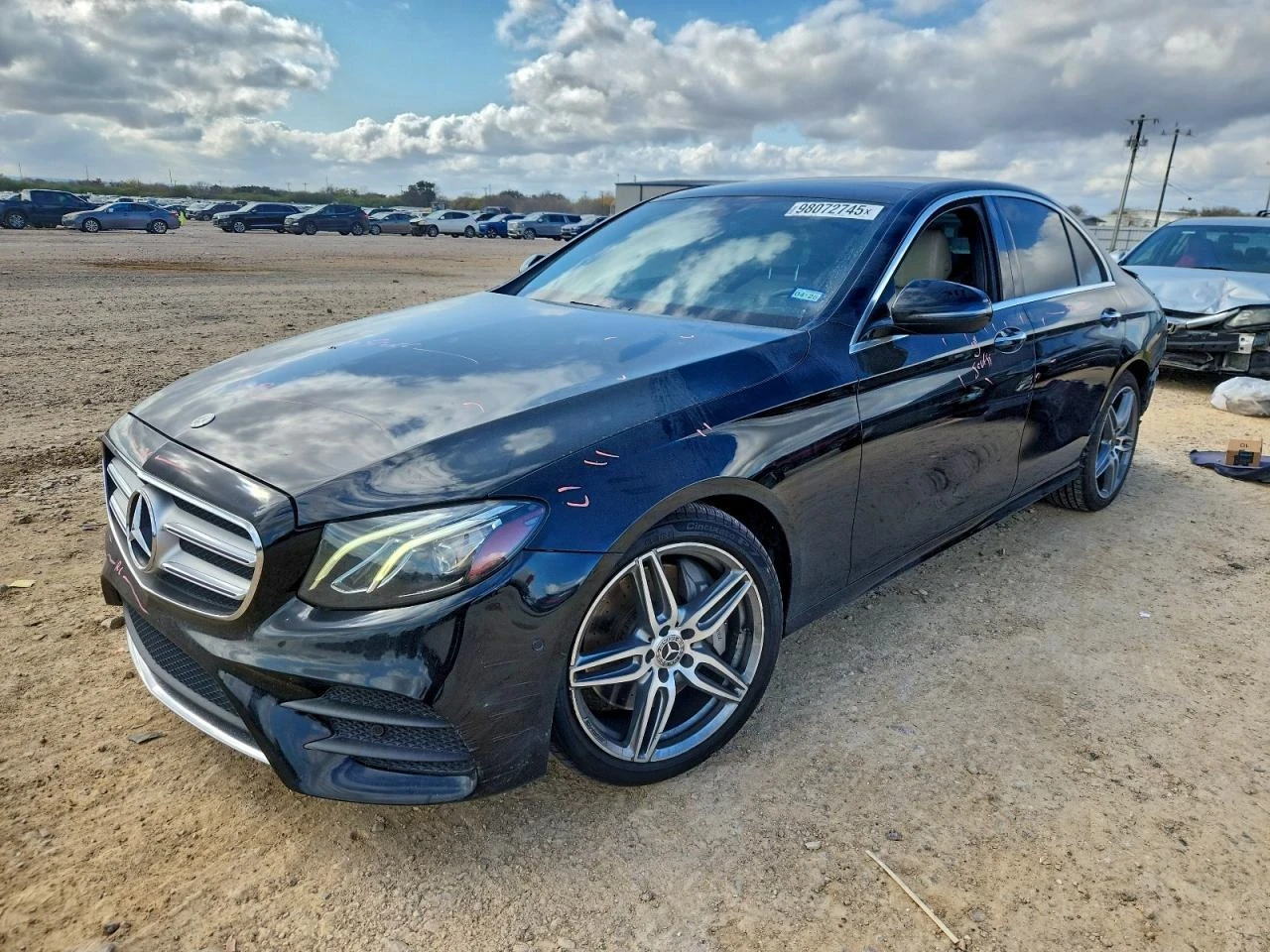 Mercedes-Benz E 400 4MATIC, снимка 1
