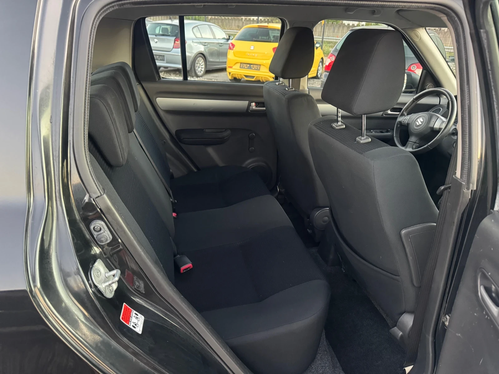 Suzuki Swift 1.5i KLIMA | Mobile.bg   11