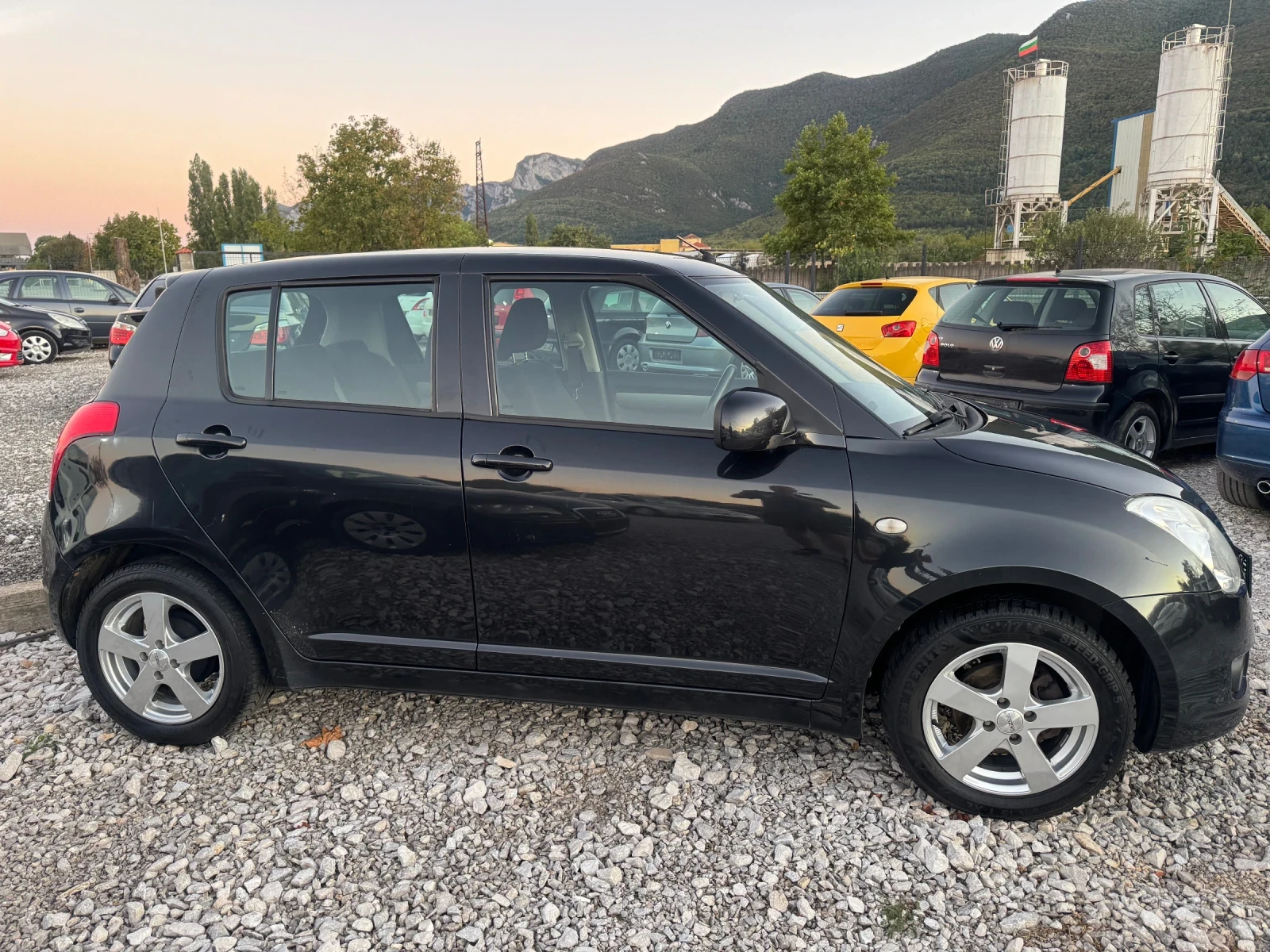 Suzuki Swift 1.5i KLIMA - изображение 8