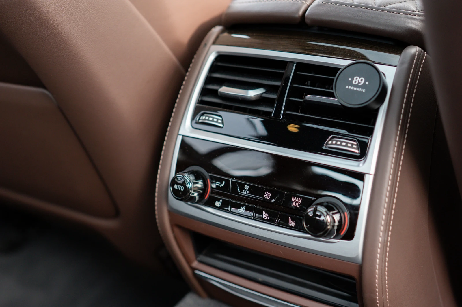 BMW 745 Le xDrive Pure Excellence Plug-In Hybrid | Mobile.bg   15