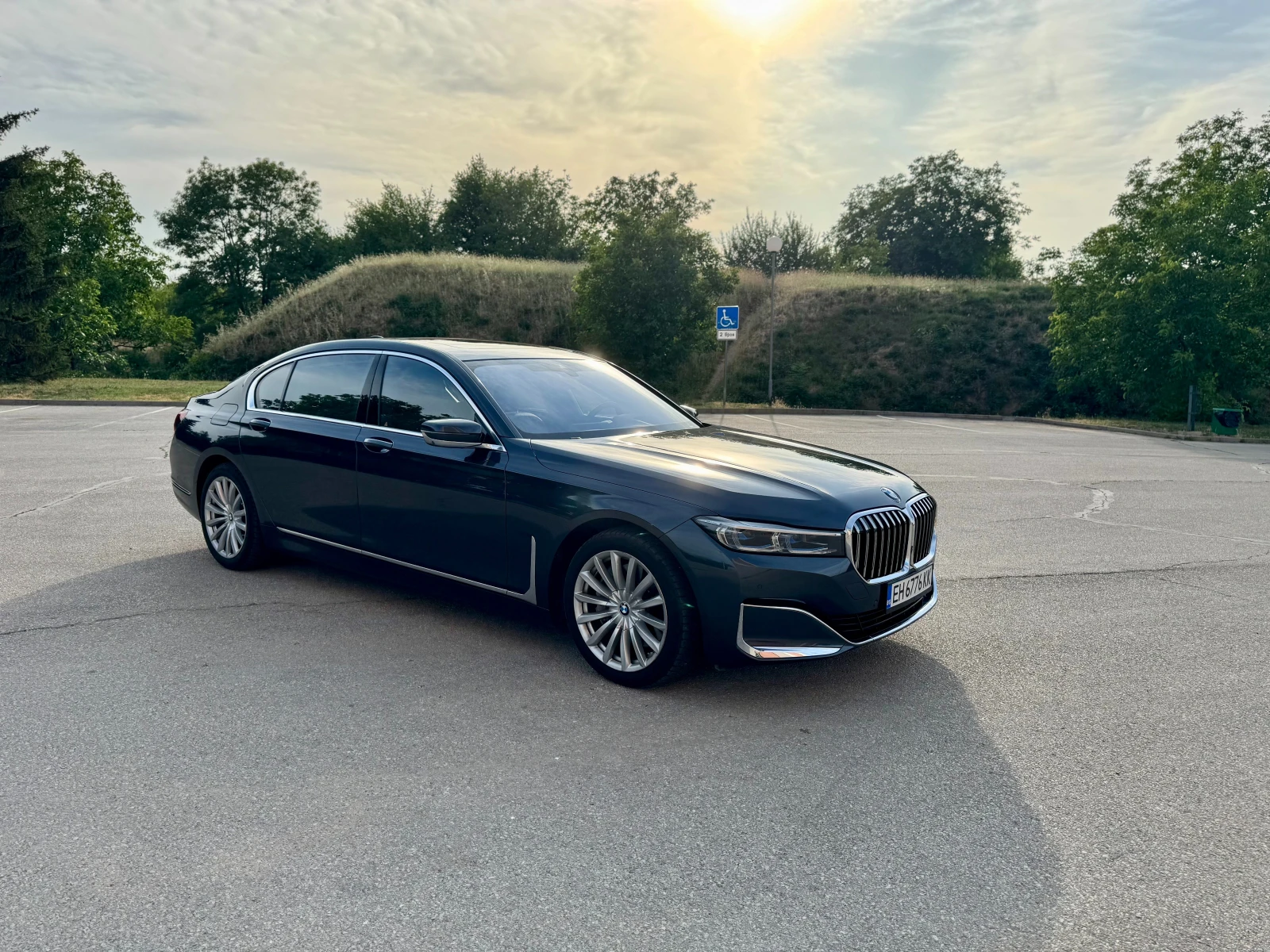 BMW 745 Le xDrive Pure Excellence Plug-In Hybrid - изображение 7