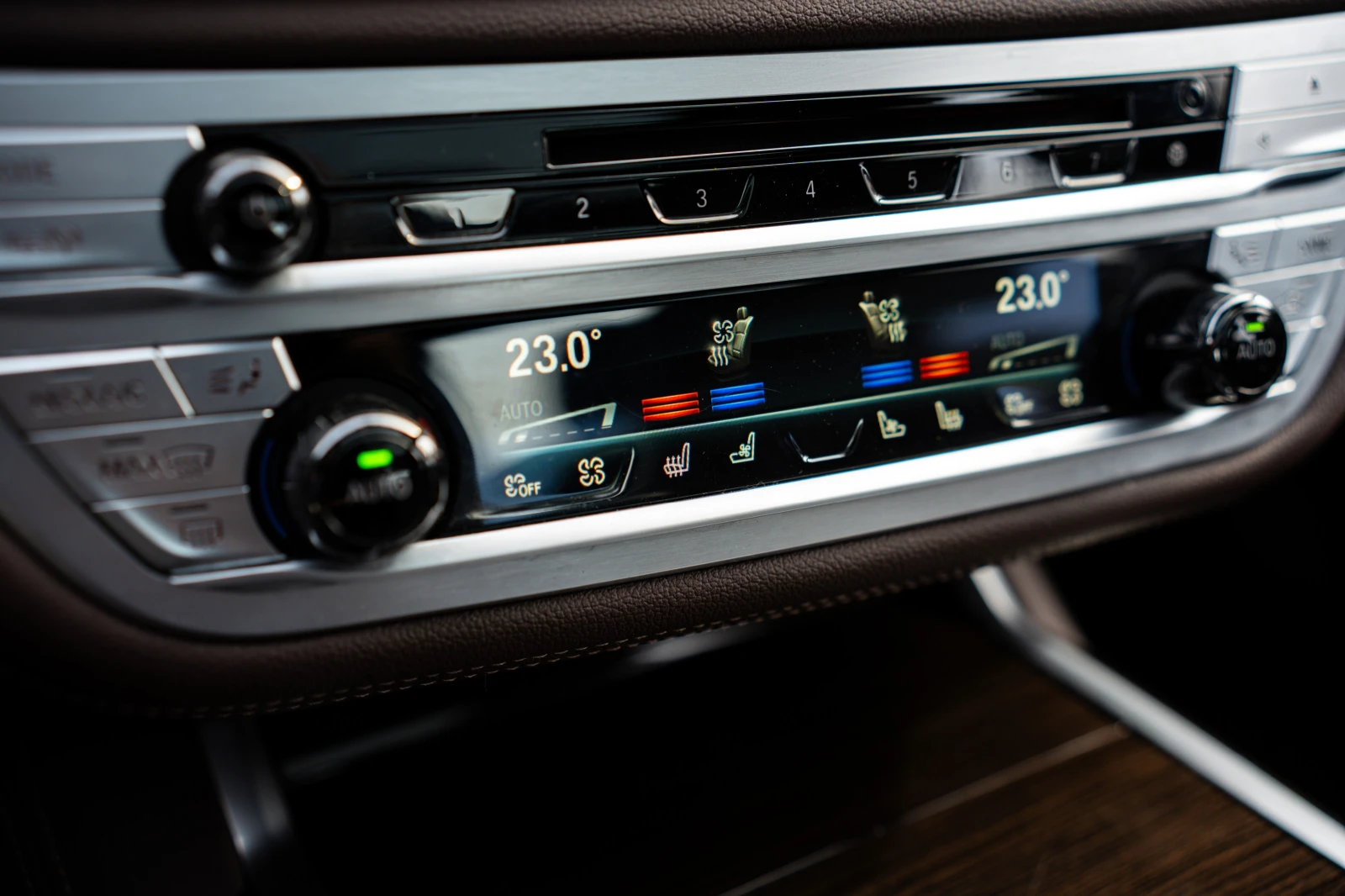 BMW 745 Le xDrive Pure Excellence Plug-In Hybrid | Mobile.bg   11