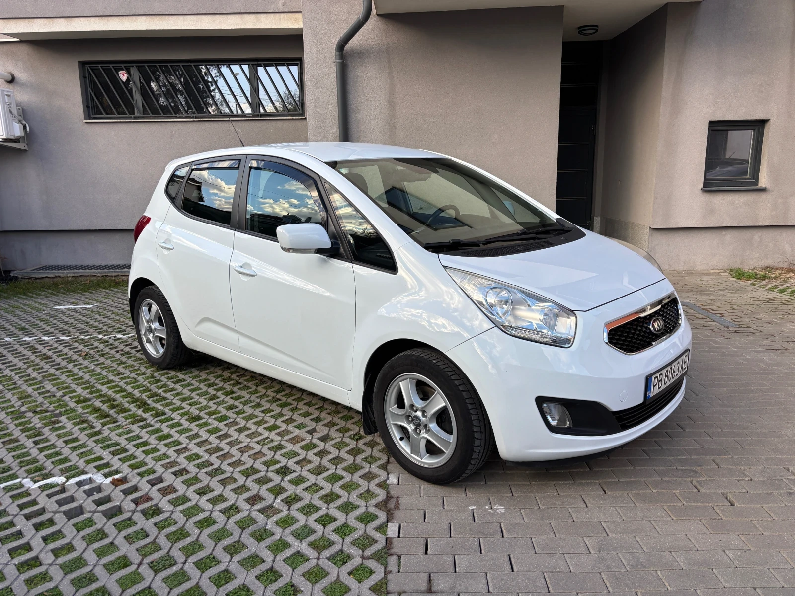 Kia Venga 1.4 CRDi - изображение 3