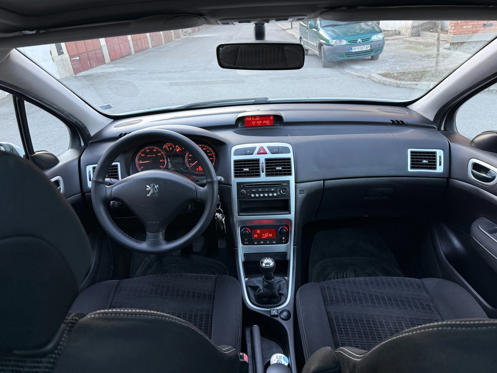 Peugeot 307 1.6I ГАЗ 7места, снимка 13 - Автомобили и джипове - 53903582