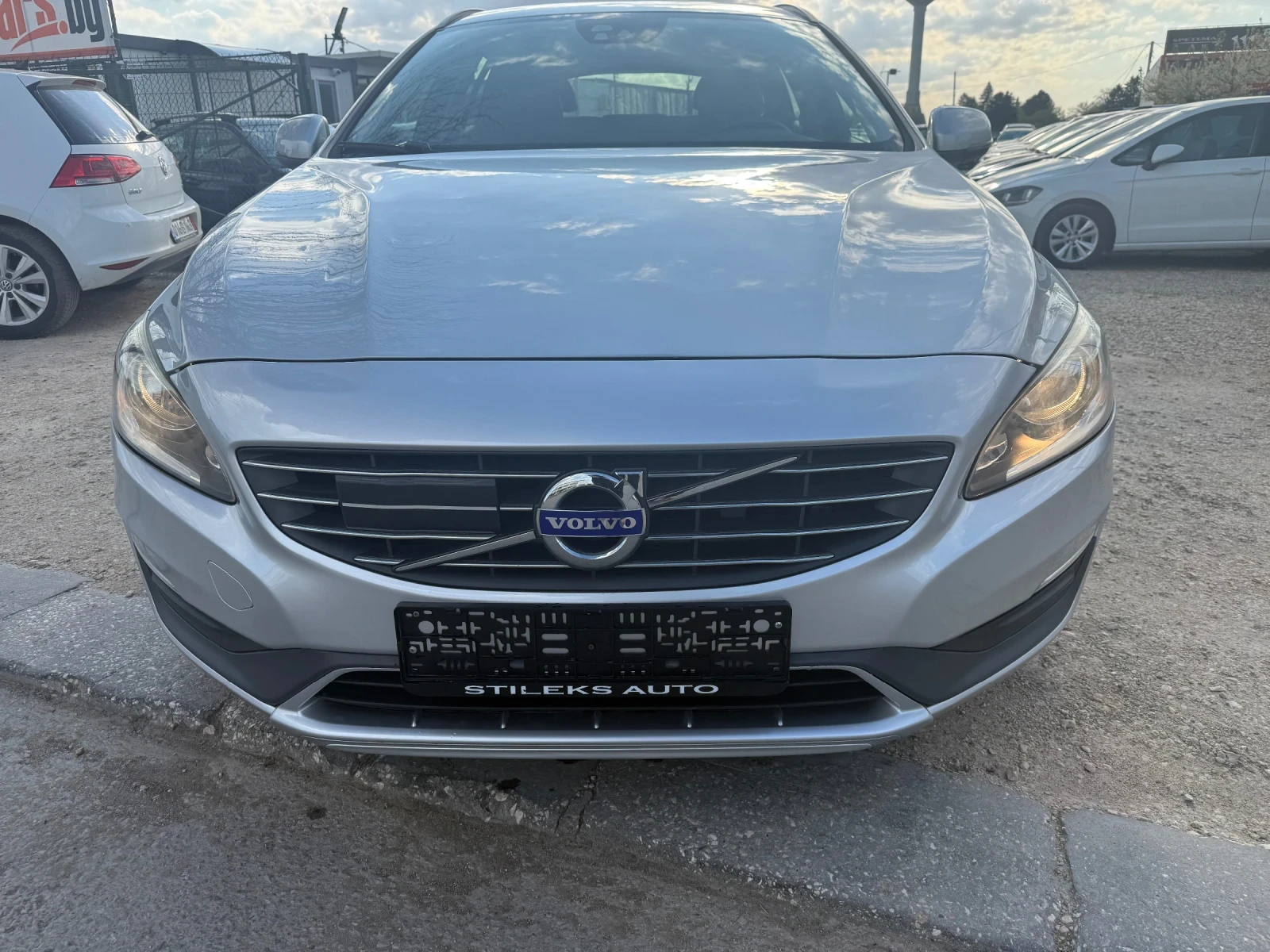 Volvo V60 ДИСТРОНИК-АВТОМАТИК