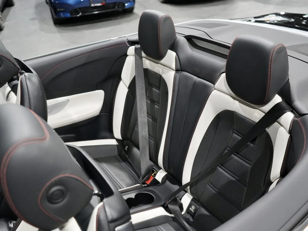 Mercedes-Benz E 53 AMG Cabriolet 4MATIC+ , снимка 16 - Автомобили и джипове - 54578175