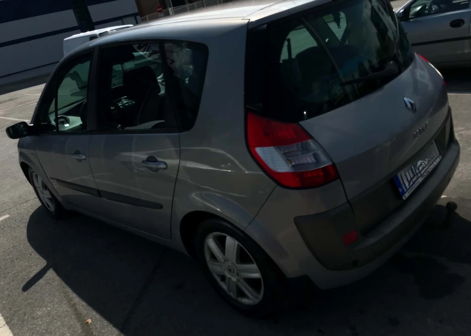 Renault Scenic, снимка 3 - Автомобили и джипове - 55346737
