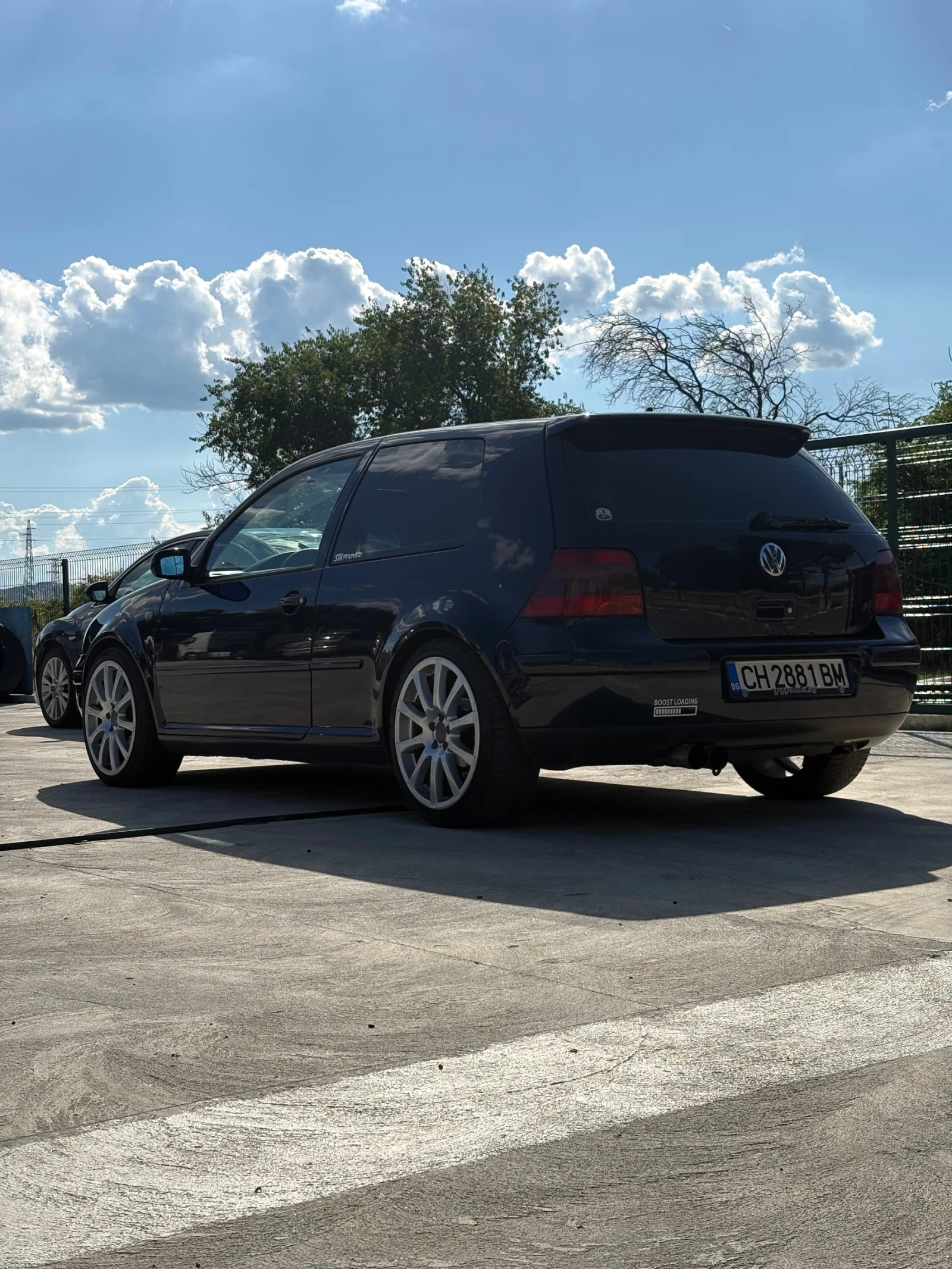 VW Golf, снимка 3 - Автомобили и джипове - 55325223