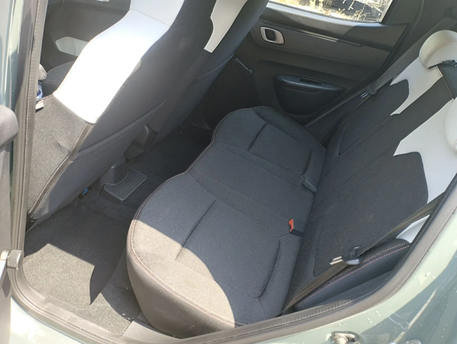Dacia Spring, снимка 10 - Автомобили и джипове - 55364405