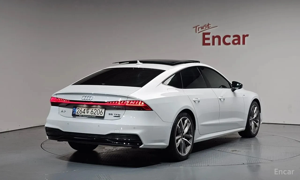Audi A7 * ДИСТРОНИК * 2 КЛЮЧА * ОБДУХВАНЕ * 360 * МАСАЖИ, снимка 2 - Автомобили и джипове - 55392721