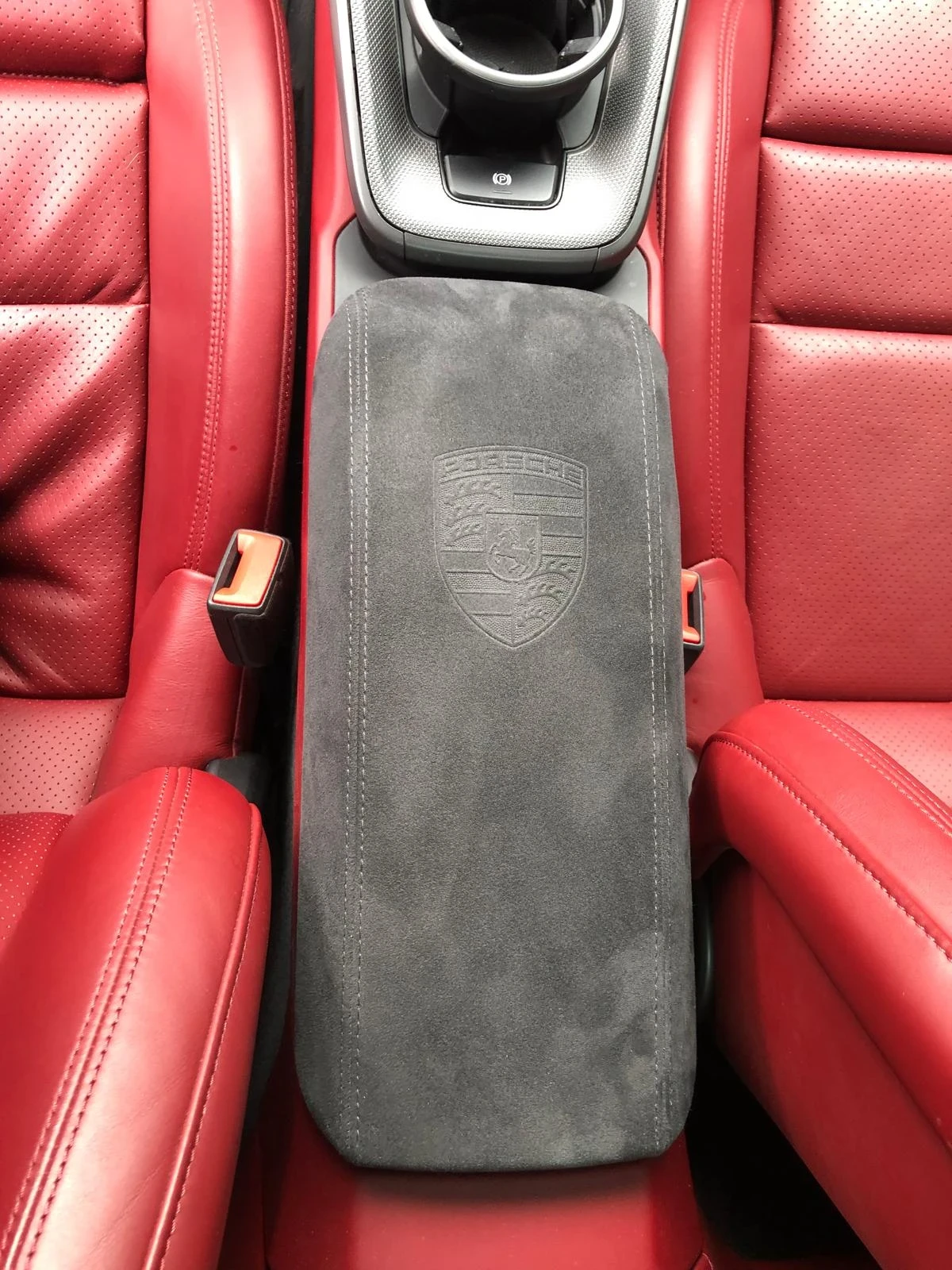 Porsche 911 CARRERA / KEYLESS / CARFAX, снимка 8 - Автомобили и джипове - 55398315