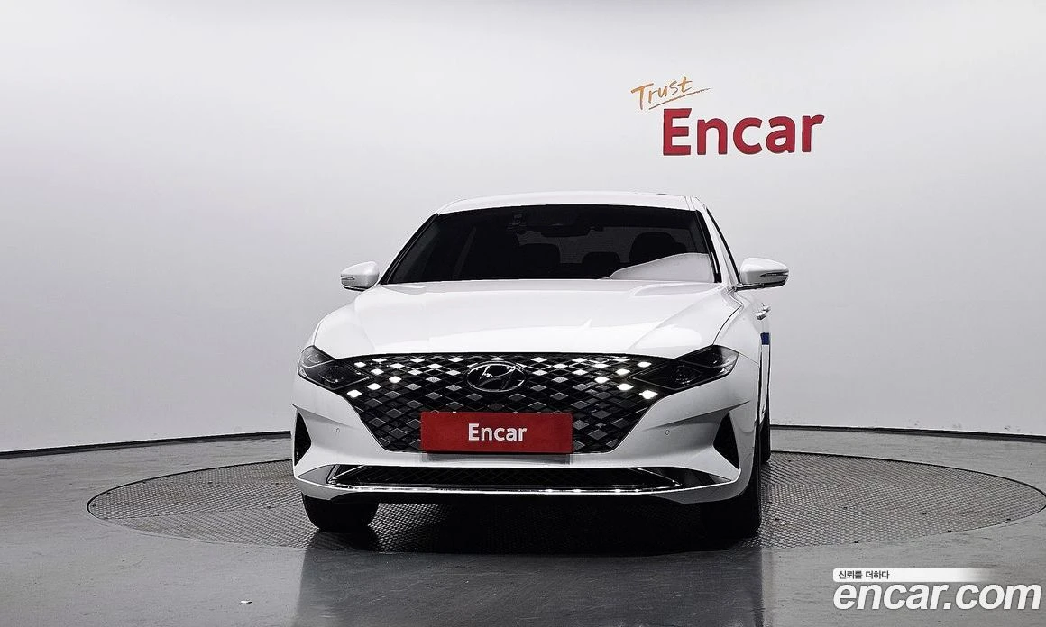 Hyundai Grandeur 3.0 LPi Deluxe, снимка 3 - Автомобили и джипове - 55940595