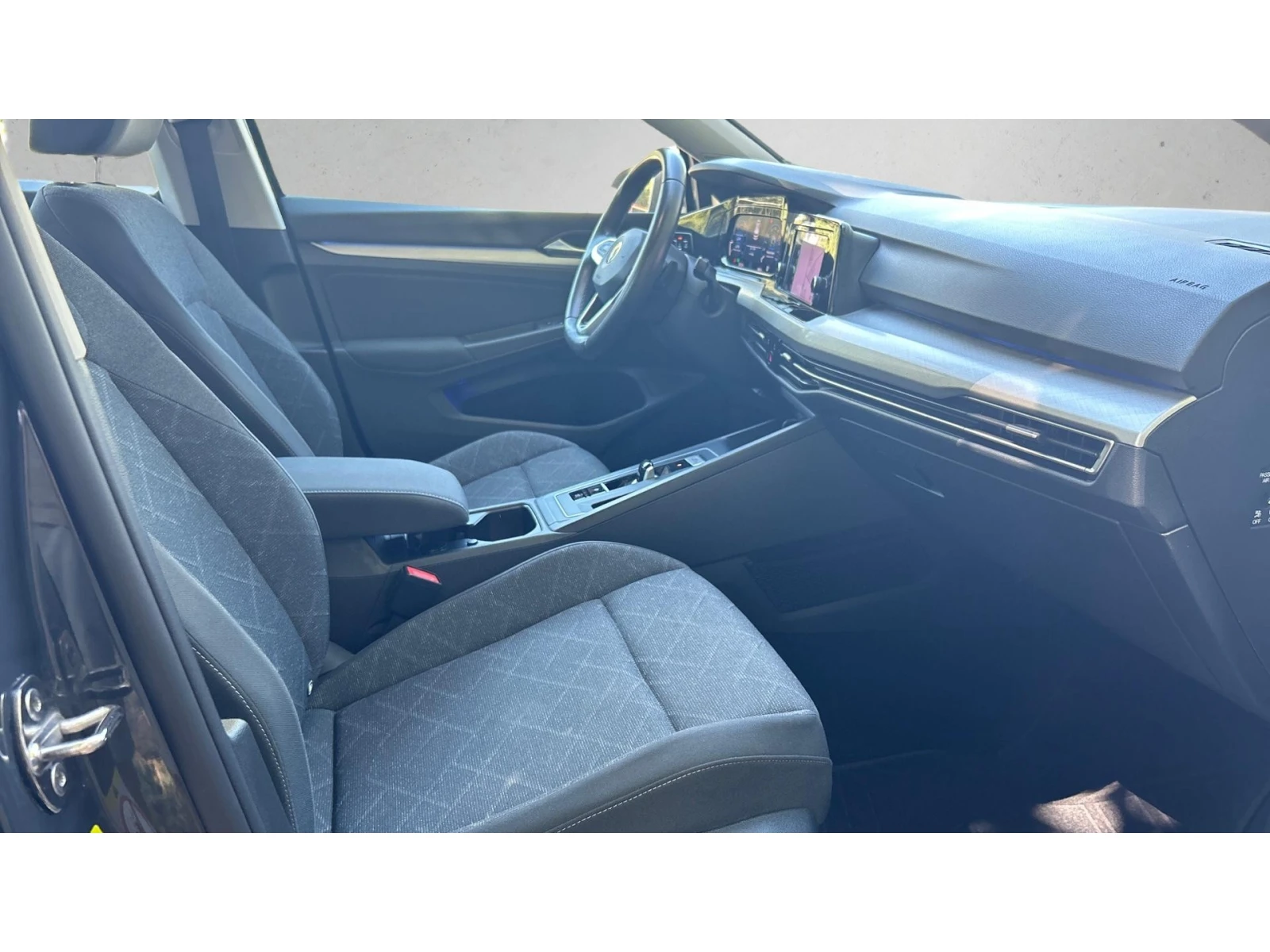 VW Golf 1.5 e-TSi A/T, Месечна вноска от 299  , снимка 9 - Автомобили и джипове - 56227091