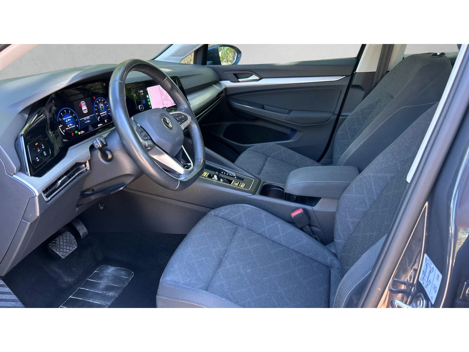 VW Golf 1.5 e-TSi A/T, Месечна вноска от 299  , снимка 11 - Автомобили и джипове - 56227091